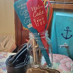 Moms loaded mason jar